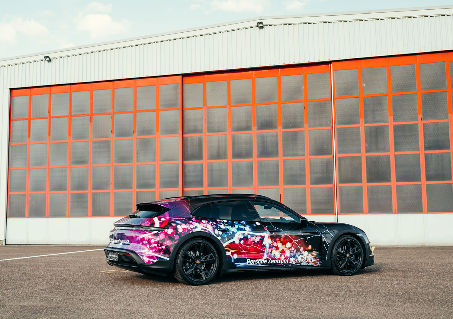 Taycan 4 Cross Turismo im energized Design