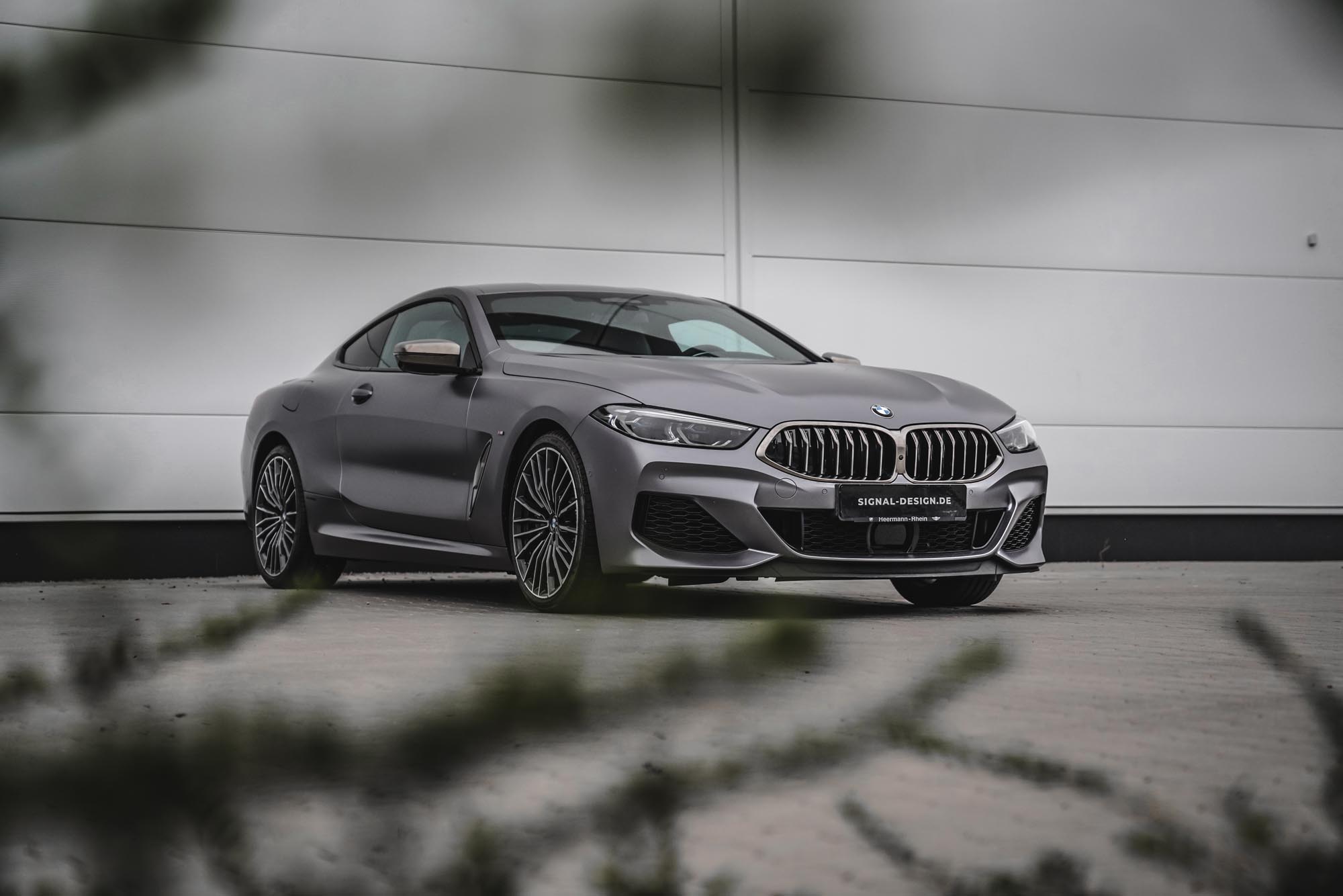 BMW 850i in satin metallic space silver