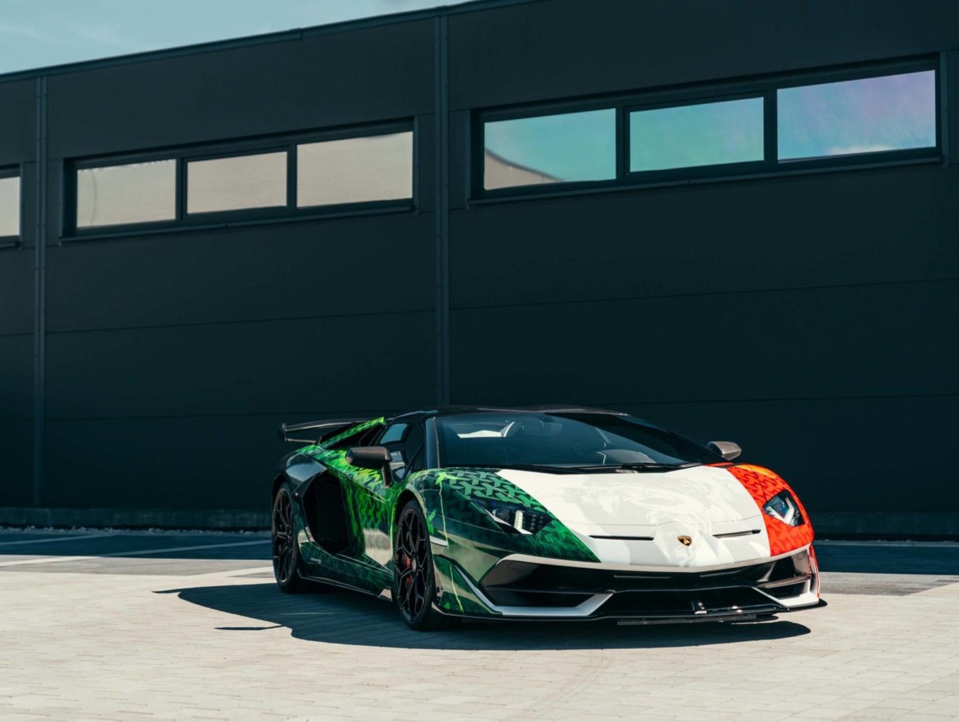 Italienisches Tricolore-Design für den Lamborghini